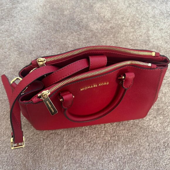 Michael Kors Purse - Picture 5 of 8